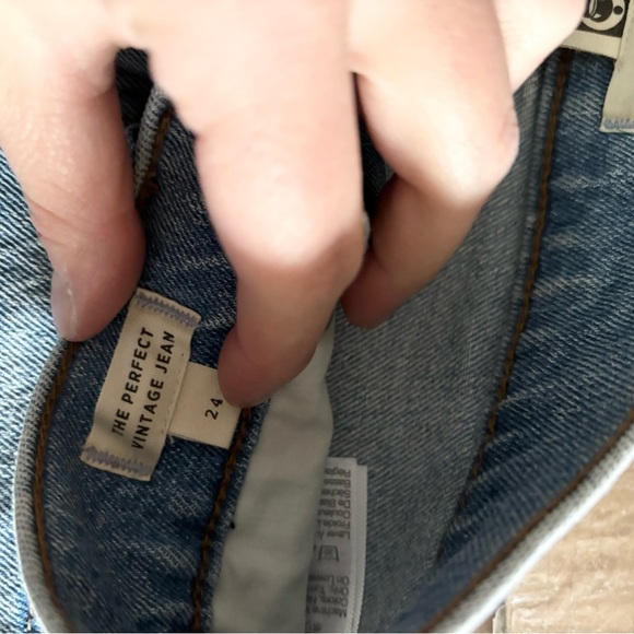 Madewell the perfect vintage jeans size 24 light wash raw hem high rise - Picture 8 of 10